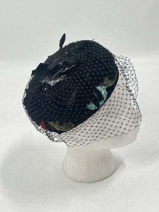 Vintage Black Velvet Pillbox Hat Birdcage Veil Jackie O Cocktail Hat main image 6